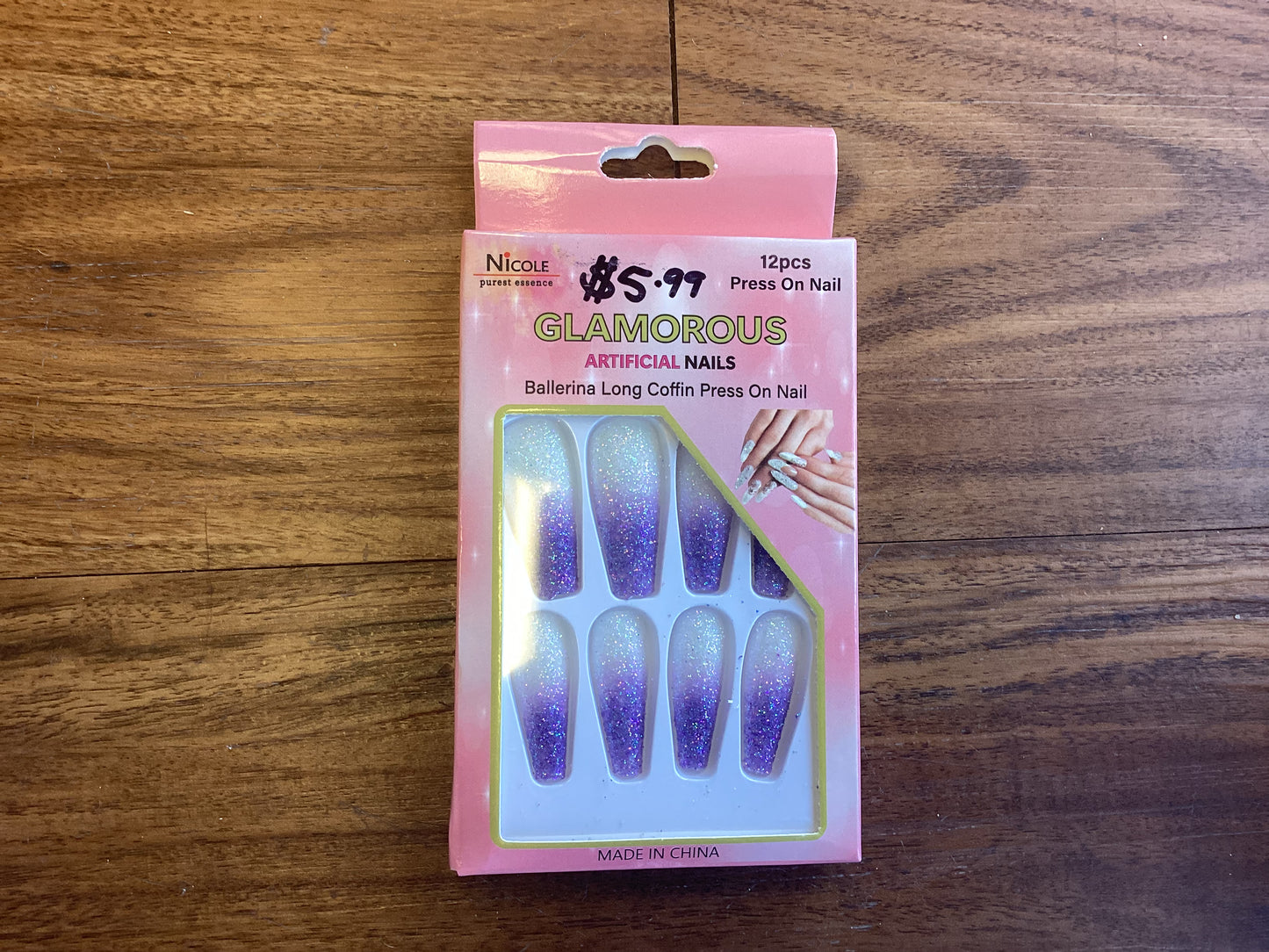 Glamorous Press-on Nail Collection